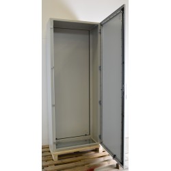 DKC R5CAES2084 - Armoire Coffret Monobloc au Sol CAES 2000x800x400mm