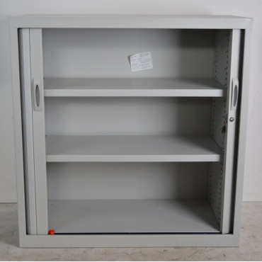 Armoire à Rideaux