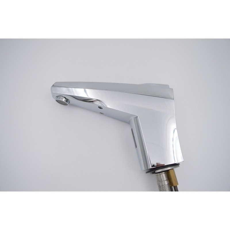 Mitigeur de Lavabo Électronique PRESTO Squale II 5700 Monobloc sur plage Alimentation par Pile Lithium 6V CR-P2 Mitigeur de Lavabo Électronique PRESTO Squale II 5700 Monobloc sur plage Alimentation par Pile Lithium 6V CR-P2