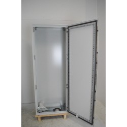 Armoire Electrique Monobloc SCHNEIDER Spacial SM Porte Pleine