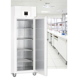 Armoire Réfrigérée Positive de Laboratoire 601L LIEBHERR avec 4 étagères