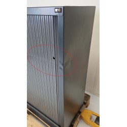 Armoire Basse à Rideaux de Bureau MTI pas cher.