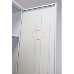 Armoire d'Entretien Métallique Pour Rangements des Produits d'Entretiens pas cher.