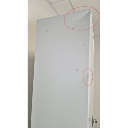 Armoire d'Entretien Métallique Pour Rangements des Produits d'Entretiens pas cher.