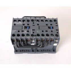 Contacteur Inverseur SCHNEIDER  TeSys 3P - AC-3 440V - 9A - bobine 24Vcc - LP2K0901BD