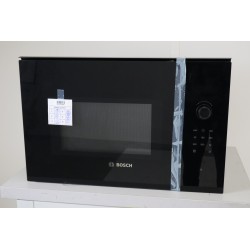 Micro-Ondes Encastrable 25L BOSCH Série 6 Nettoyage Hydrolyse 7 Programmes Noir - BFL554MB0