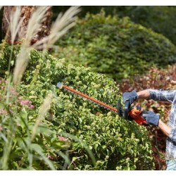 Taille-Haie Électrique 55cm BLACK ET DECKER 500W Filaire