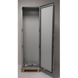 Armoire Électrique au Sol Acier SCHNEIDER Spacial SM 1 Porte