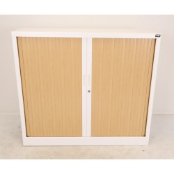 Armoire Basse à Rideaux de Bureau MTI 2 Tablettes Corps Blanc et Rideaux Hêtre 120x105x43cm - AM1210R-HE