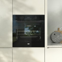 Four Encastrable 72L BEKO Nettoyage Pyrolyse Noir - BBISA17302BMP - NEUF