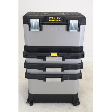 Vue de face de la servante d’atelier bimatière Stanley FatMax 1-95-622 avec modules empilables