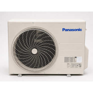 Vue de face de l’unité extérieure de climatisation réversible bi-split Panasonic Multi Z Deluxe 3,5 kW CU-2Z35CBE