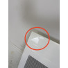 Détail du radiateur Atlantic Tatou blanc avec défaut sur l’angle supérieur gauche